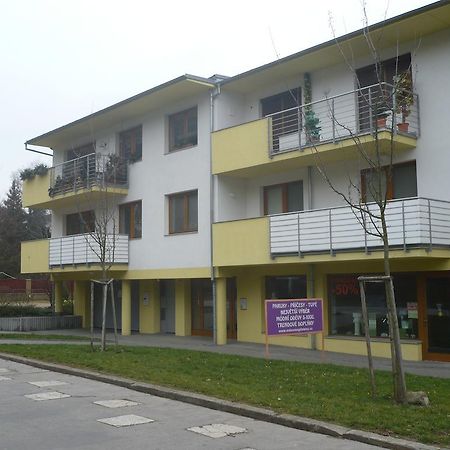 Apartman Anezka Luhačovice Exterior foto